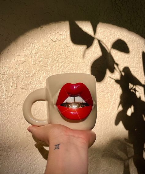 Female Alchemy, Clay Mug, Plump Lips, Ceramic Vessels, Sculpture Art Clay, Colossal Art, Visual Culture, Clay Mugs, Ceramics Pottery Art