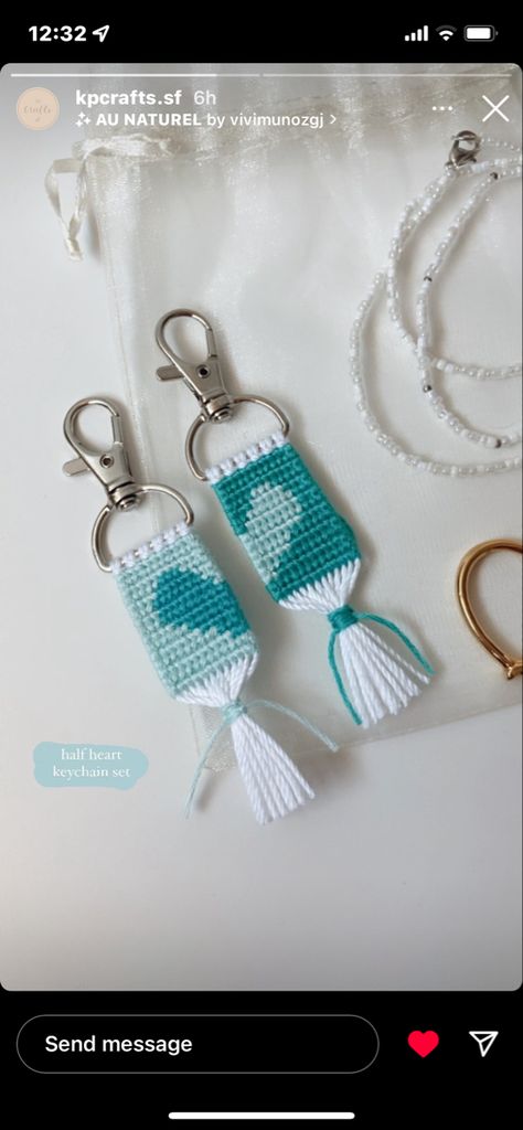 keychain set Diy Thread Keychain, Thread Keychain Pattern, Embroidery Floss Keychain Patterns, Embroidery Keychain Ideas, Alpha Keychain Pattern Easy, Keychain Embroidery Floss, Braided Keychain Diy, String Keychain Patterns, String Keychain Diy