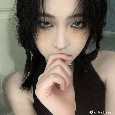 Panda Makeup, Square Face Makeup, Trend Tiktok, Chinese Makeup, Ulzzang Makeup, Image Swag, Stage Makeup, Square Faces, Asian Makeup