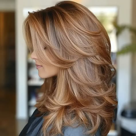 15 Brunette Balayage Hairstyle Ideas: Elegant for Every Season Hair For Fair Skin Brown Eyes, Fair Skin Brown Eyes, Hair For Fair Skin, Caramel And Blonde Highlights, Blonde Highlights Brown Hair, Hair Color Honey, Brunette Tones, Bold Highlights, Blond Beige