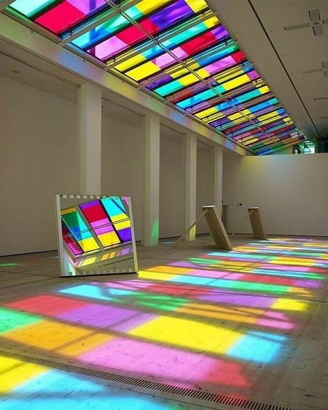 Interaktives Design, Daniel Buren, Kindergarten Design, Ceramic Artwork, Rainbow Aesthetic, Action Painting, Installation Design, Kelly Wearstler, Art Installation