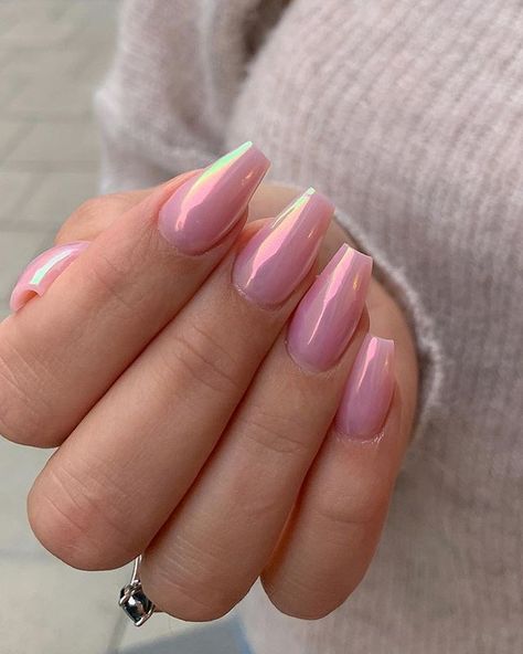 Coffin Shape Chrome Nails, Barbie Crome Nails, Crome Nails Design Ombre Pink, Ombre Chrome Nails Coffin, Pink Chrome Nails Coffin Shape, Pink Crome Nails Square, Pink Crome Nail Designs, Coffin Crome Nails, Pink Crome Nails Coffin