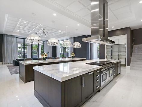 Mansion Kitchen, Simple Kitchen Design, Mansion Interior, Luxury Kitchen Design, Beautiful Interior Design, Simple Kitchen, Delray Beach, Luxury Kitchens, Luxury Kitchen