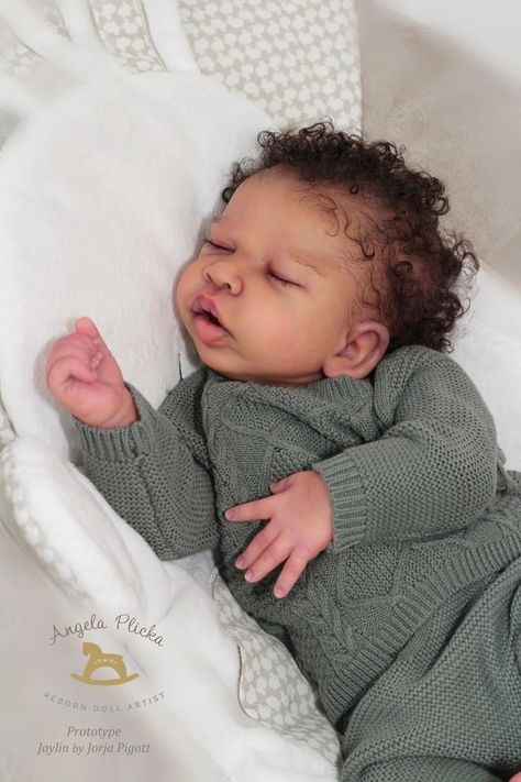 Reborn Dolls Aesthetic, Reborn Dolls Silicone Baby Girls Black, Black Reborn Dolls, Reborn Aesthetic, Black Reborn Baby Dolls, Reborn Baby Dolls Black, Silicone Babies For Sale, Reborn Babies Black, Reborns For Sale