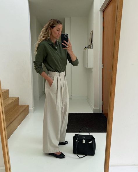 Trousers Outfit Work, Trousers Street Style, Wide Leg Trousers Outfit, Anouk Yve, Knitwear Trends, Trouser Outfit, Black Denim Skirt, Wide Trousers, Leg Work