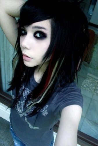 Old Emo Aesthetic, 2000 Emo Makeup, Black Emo Makeup, 2000s Scene Makeup, Scene Queen Makeup, Scene Kid Makeup, Scene Girl Makeup, Scene Eye Makeup, Emo Makeup Ideas