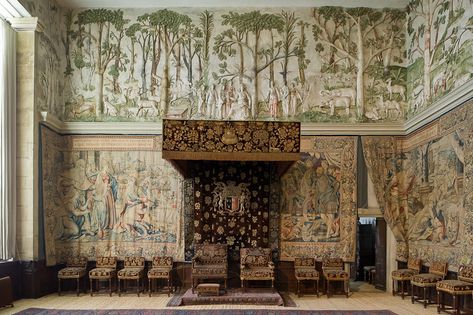 Hardwick Hall | D667_155 12/08/2012 : Hardwick Hall (Robert … | Flickr English Manor Houses Interior, Manor House Interior, Hardwick Hall, Deathly Hallows Part 1, Dog Table, English Manor Houses, Stone Quarry, Castles In England, Chatsworth House