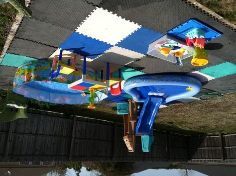 DIY water park....just like the idea for when putting pools on the lawn to keep all the grass out Diy Water Park, Backyard Water Park, Water Park Ideas, Backyard Water Fun, Backyard Water Parks, Cat Playground Outdoor, Water Playground, Cat Playground, Diy Water