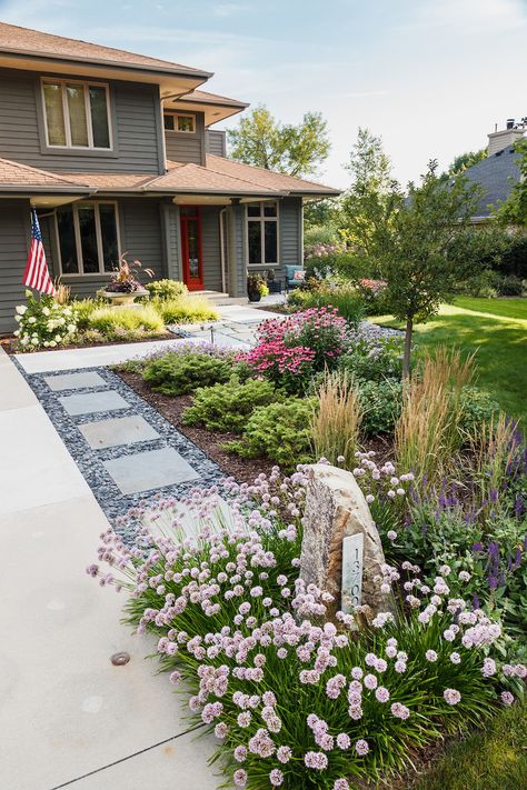 Craftsman Landscaping, Colorful Shrubs, Front Landscape, Water Wise Landscaping, Modern Prairie, Front Yard Landscaping Pictures, Asian Landscape, Drought Tolerant Garden, Path Ideas