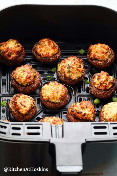 Air Fryer Stuffed Mushrooms, Parmesan Bread Bites, Cheese Stuffed Mushrooms, Cilantro Lime Sauce, Stuffed Mushroom, Lime Sauce, Cream Cheese Filling, Mushroom Recipes, Yummy Appetizers