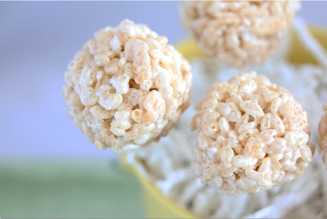 Rice Crispy Treat Recipe, Rice Crispy Pops, Rice Krispies Pops, Simple Dessert Recipes, Chocolate Fountain Recipes, Rice Crispy Treat, Rice Crispy Treats Recipe, Rice Krispies Treats, Krispies Treats