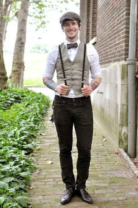 The outfit Groom Attire Vintage, Mode Rockabilly, 1920s Mens Fashion, Vintage Groom, Black Pants Outfit, Mens Fashion Vintage, Americana Vintage, Festival Chic, Suspenders Men