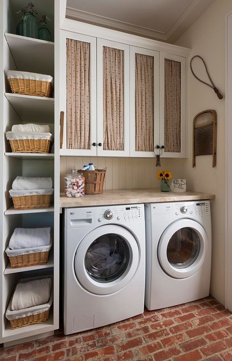 Laundry Room. Laundry Room with chicken wire cabinets and shelves and baskets to provide storage space. #LaundryRoom Chicken Wire Cabinets, Laundry Room Storage Shelves, Rustic Laundry Rooms, Small Laundry Room Organization, Room Storage Diy, Modern Laundry Rooms, Farmhouse Laundry Room, Laundry Room Inspiration, Laundry Room Cabinets