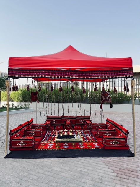 Bedouin Decor, Arabic Tent, Outdoor Sitting Ideas, Moroccan Wedding Theme, Arabian Tent, Moroccan Decor Living Room, Arabian Decor, Bedouin Tent, Resort Plan