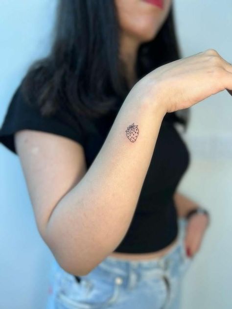 Strawberry Wrist Tattoo, Strawberry Finger Tattoo, Strawberry Tattoo Simple, Tiny Strawberry Tattoo, Small Strawberry Tattoo, Strawberry Tattoo Minimalist, Tattoo Strawberry, Girlie Tattoos, Tat Placement