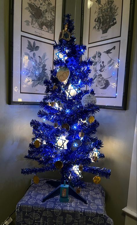 Chanukah Tree, Hanukkah, Christmas