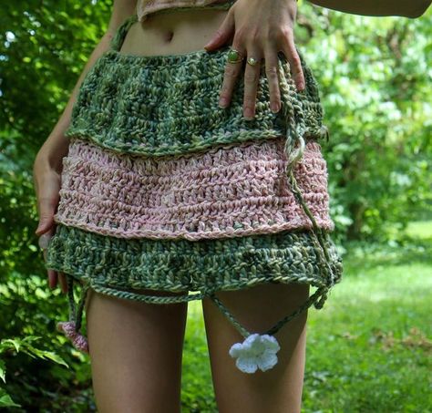 Fairy Skirt Pattern, Fairycore Crochet, Skirt Crochet Pattern, Wrap Skirt Pattern, Skirt Crochet, Crochet Skirt Pattern, Crochet Bottoms, Skirt Inspiration, Crochet Fairy