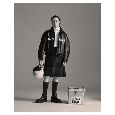 Premier Hair and Make-up (@premierhairandmakeup) added a photo to their Instagram account: “#Hair by @jodytaylorhair for @_manabouttownuk . #Photography by @mattias__bjorklund and #Styling by…” Balenciaga 2020, Men In Skirts, Balenciaga Style, Balenciaga Men, Man About Town, Fashion Forecasting, Street Style Outfits Men, Men Model, Photoshoot Inspiration