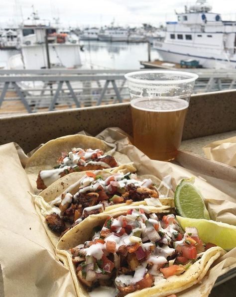 Best Seafood San Diego, San Diego Tacos, Sand Diego, Mission Bay San Diego, Restaurants In San Diego, Coronado San Diego, Seafood Lunch, Lunch On The Beach, Fun Trips