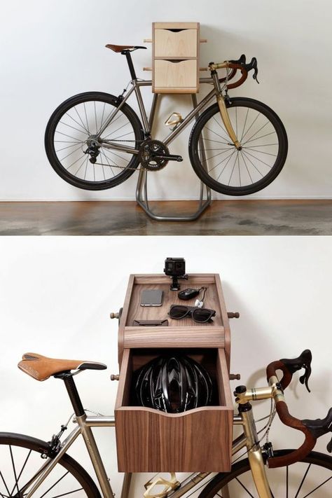 Standing sturdily on shiny metal legs, all of these wooden bike racks not only gives you a stylish way to store your bike but also provides you extra storage space to keep cycling gear. Cycling Gear Storage, Bike Stand Diy, Freestanding Bike Rack, Diy Bike Rack, Bicycle Stand, Support Velo, Wooden Bike, Gear Rack, Bike Racks