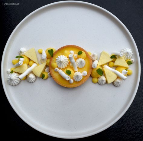 Dessert Dishes Design, Desserts For Competition, Lemon Tart Decoration Ideas, Tart Plating Ideas, Lemon Tart Decoration, Tart Plating, Midterm Exam, Dessert Fine Dining, Lemon Tart Plating