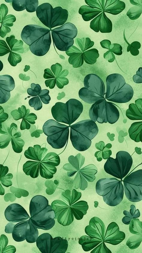 Shamrock Phone Wallpaper, St Patrick Day Aesthetic, St Patricks Day Background Aesthetic, St Patrick's Day Aesthetic, Shamrock Wallpaper Iphone, At Patrick’s Day Wallpaper, Cute Green Wallpaper Aesthetic, Irish Backgrounds, Shamrock Aesthetic