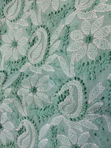 Chikankari Chikankari Design, Bridal Choli, Lucknowi Embroidery, Shadow Embroidery, Chicken Kari, Misha Lakhani, Chikankari Work, Chikankari Embroidery, Embroidery Fashion Detail