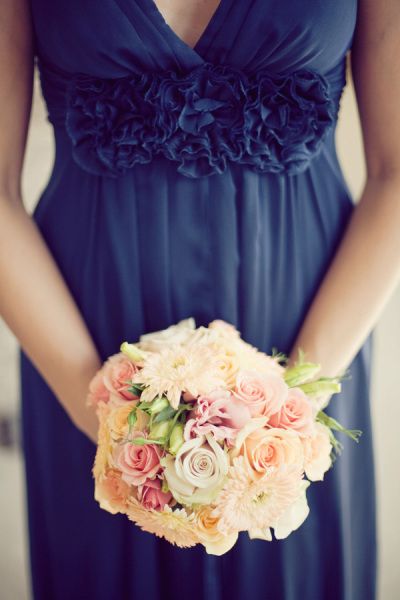 Style Me Pretty | Gallery | Picture | #81686 Navy And Peach, Peach Fashion, Peach Bouquet, Navy Bridesmaids, Southwest Wedding, Bbq Wedding, Navy Bridesmaid Dresses, Navy Blue Wedding, Ballroom Wedding