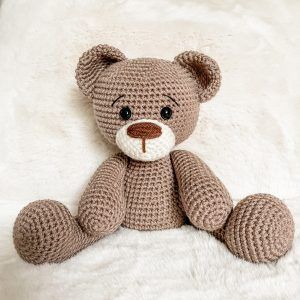 Bear Crochet Patterns Free, Classic Teddy Bear Crochet Pattern, Free Crochet Bear Pattern Amigurumi, Free Teddy Crochet Pattern, Free Crocheted Animal Patterns, Free Crochet Stuffed Animal Patterns Easy, Crochet Bear Easy, Crocheted Teddy Bear Pattern Free, Crochet Animal Patterns Free Amigurumi