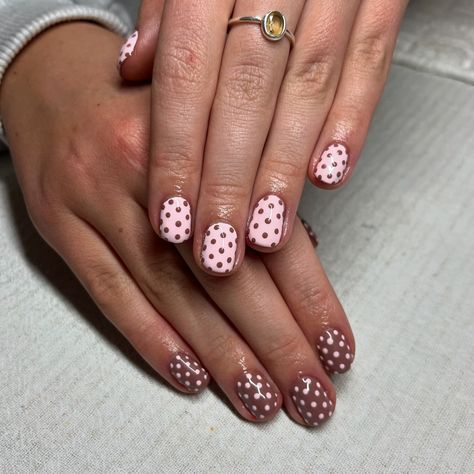 love the polka dots 🪷 Silver Polka Dot Nails, Short Nails Polka Dots, Pink Nails Polka Dots, Gel Polish Ideas For Short Nails, Navy Polka Dot Nails, Polka Dot Nails Blue, Rainbow Polka Dot Nails, Brown Polka Dot Nails, Black And White Polka Dot Nails