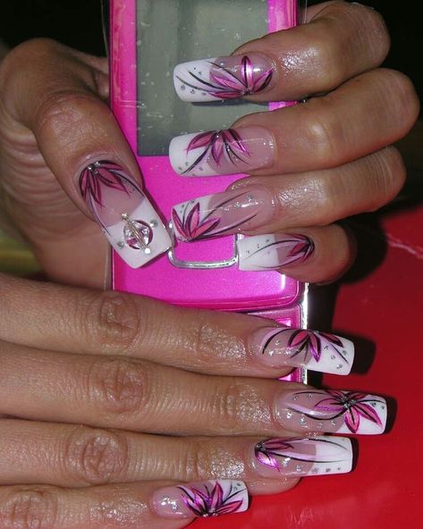 Punk Nails, Stylish Nails Designs, Colored Acrylic Nails, Cute Acrylic Nail Designs, Simple Acrylic Nails, Y2k Nails, Dope Nail Designs, Really Cute Nails, Bling Acrylic Nails