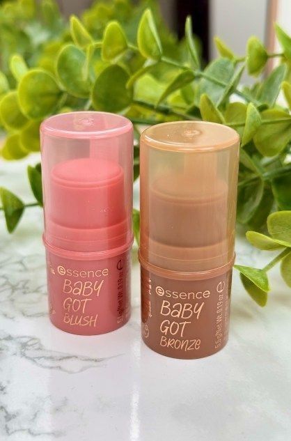 Baby Got Blush Essence, Essence Bronzer, Rosy Aesthetic, Essence Make Up, Stick Blush, Face Contouring Makeup, Skin Care Supplies, Bronzer Makeup, Essence Makeup