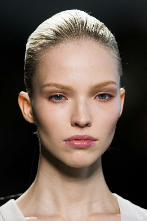 Sharp Face Female, Sharp Face, Expression Board, Model Faces, Book Face Claims, Reference People, Sasha Luss, Face Female, Face Structure