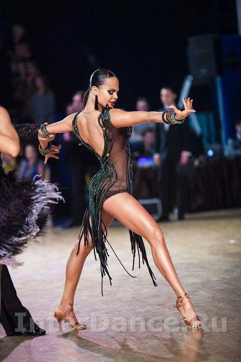 Tagged "Favorite" by DanceSport Fashionista - http://dancecompreview.com Ballroom Dancing Photography, Dancing Photography, Danza Latina, Dancesport Dresses, Latin Ballroom Dresses, Latin Dance Costume, Salsa Dress, Ballroom Dance Latin, Argentine Tango