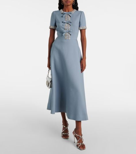 Crepe Dress Classy, Silk Simple Dress, Valentino Dresses, Embellished Midi Dress, Runway Fashion Couture, Valentino Clothing, Blue Silk Dress, Sunday Dress, Valentino Dress