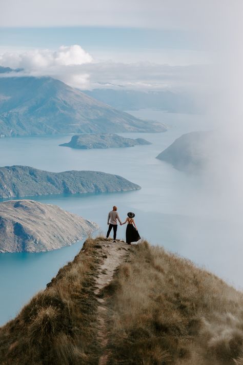 Roy's Peak Wanaka, New Zealand - Your dream Elopement & Wedding Waitomo New Zealand, Lake Wanaka New Zealand, Honeymoon New Zealand, New Zealand Proposal, New Zealand Engagement Photos, New Zealand Wedding Photography, New Zealand Elopement, Nz Elopement, New Zealand Aesthetic