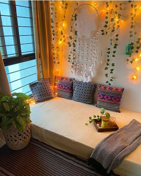 home decoration idea | ideas home-decor | Floor Seating Living Room, Houses Bloxburg, Indian Room Decor, Indian Bedroom Decor, Colourful Living Room Decor, India Home Decor, Ethnic Home Decor, Casa Vintage, Dekorasi Kamar Tidur