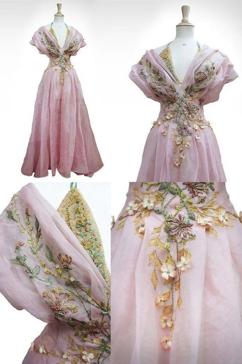 Myrcella Baratheon, Detail Couture, Fantasy Dresses, Fantasy Gowns, 자수 디자인, Fairytale Dress, Fantasy Dress, Fantasy Fashion, Mode Vintage