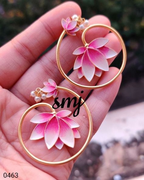 Stylish Jewelry Accessories, Terracotta Jewellery Designs, Diy Earrings Easy, Diy Earrings Polymer Clay, Polymer Clay Diy, Polymer Clay Jewelry Diy, Handmade Fashion Jewelry, Clay Jewelry Diy, Jewelry Design Earrings