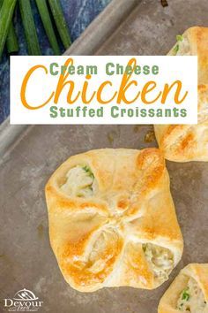 Shredded Chicken Croissant, Cream Cheese Chicken Crescent Roll Ups, Chicken Croissants Recipe, Chicken Roll Ups Stuffed Cream Cheese, Croissant Meal Ideas, Cream Cheese Chicken Croissants, Stuffed Croissant Recipe, Croissant Dinner Ideas, Chicken Cream Cheese Crescent Rolls