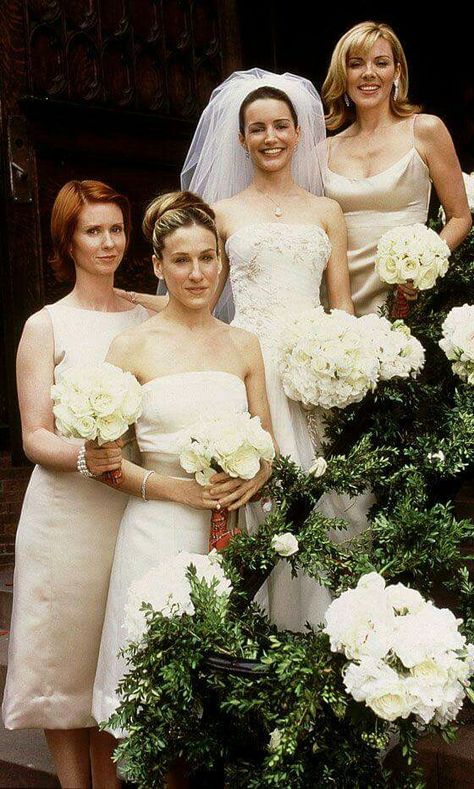 Charlotte & Trey Wedding Movie Wedding Dresses, Carrie Bradshaw Style, Tv Weddings, Charlotte York, Kristin Davis, Samantha Jones, Wedding Movies, Charlotte Wedding, City Outfits