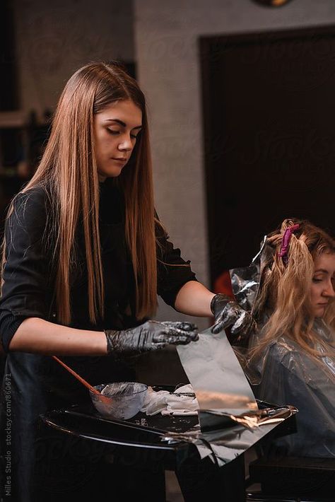 Beauty Salon Photography, Hair Salon Photography, Hairdresser Photography, Beauty Hair Photography, Salon Photography, Hair Salon Pictures, Girl Salon, Hairstylist Branding, Salon Pictures