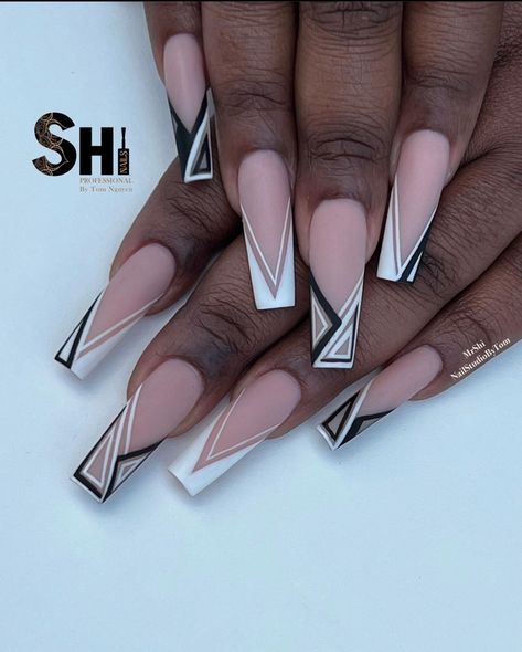 Line Nail Designs, Black And White Nail Designs, Line Nail Art, Back At It Again, Fancy Nails Designs, Long Nail Designs, Lines On Nails, Dope Nail Designs, Nail Idea