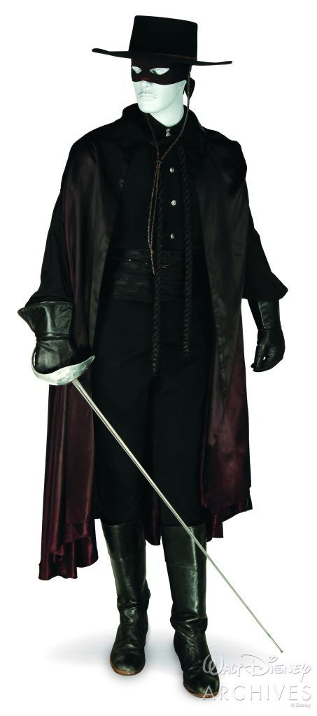 Guy Williams’ Zorro costume from the Walt Disney Archives Movie Costume Ideas, Manga Dress, Zorro Costume, Disney Zorro, Disney Archives, Guy Williams, Video Game Outfits, Superhero Cartoon, Cosplay Pictures