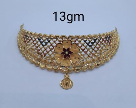 Chokar Gold Set, 16grams Gold Necklace Designs, 20 Grams Gold Choker Designs, 16 Grams Gold Necklace Designs, Chokar Design Jewelry In Gold, Gold Choker Necklace Indian Bridal, Choker Necklace Designs Gold Indian, Gold Choker Necklace Indian, Gold Choker Necklace Set