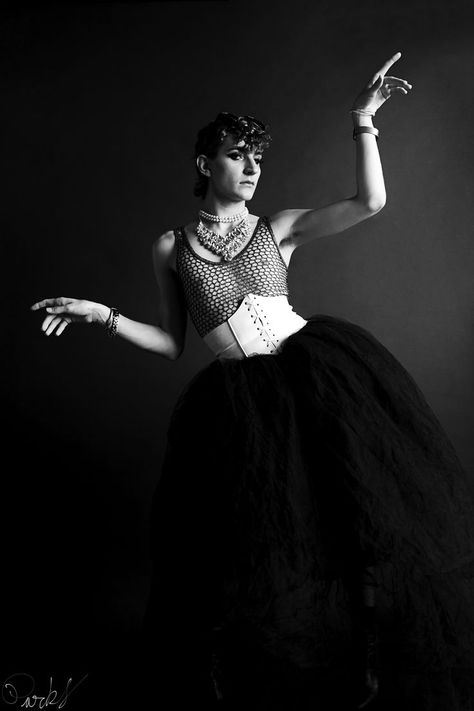 Black and white photography, fashion, queer, gender, canon photo, studio photography, Strange Fashion Photography, Gender Fluidity Aesthetic, Gender Expression Photography, Nonbinary Photography, Ethereal Androgyny, Gender Photography, Gender Queer Fashion, Queer Photoshoot, Gender Art