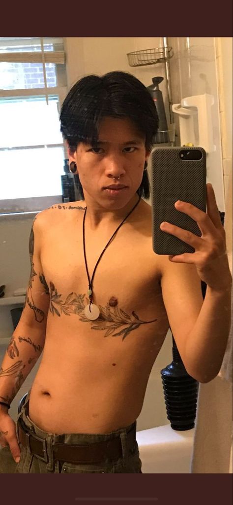 Trans Surgery Tattoo, Cool Top Surgery Tattoos, Chest Tattoos Top Surgery, Tattoo Ideas Top Surgery, Top Surgery Chest Tattoo, Chest Surgery Tattoo, Tattoos Top Surgery, Top Surgery Reference, Dysphoria Tattoo