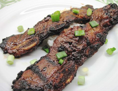 Maui Ribs Recipe, Maui Ribs, Kalbi Recipe, Kalbi Beef, Kalbi Ribs, Korean Ribs, Bbq Beef Short Ribs, Hawaiian Dishes, Bbq Beef