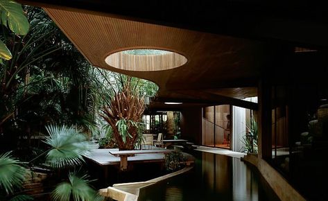 Ten best residential builds 70s Architecture, 60s Interior, 70s Interior Design, 70s House, 70s Interior, Indoor Pools, Earthship Home, Retro Interior Design, 70s Home