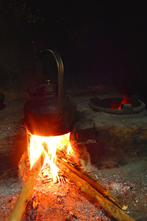 https://flic.kr/p/JyFBoE | Getting Ready For Tea. Sri Lanka | use firewood to cook Getting Ready, Fire Pit, Sri Lanka, Tea, Outdoor Decor, Quick Saves, Home Decor, Home Décor